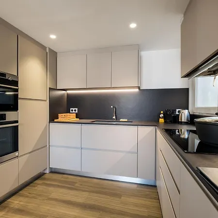 Appartement Triplex By Popalp Alpe dʼHuez